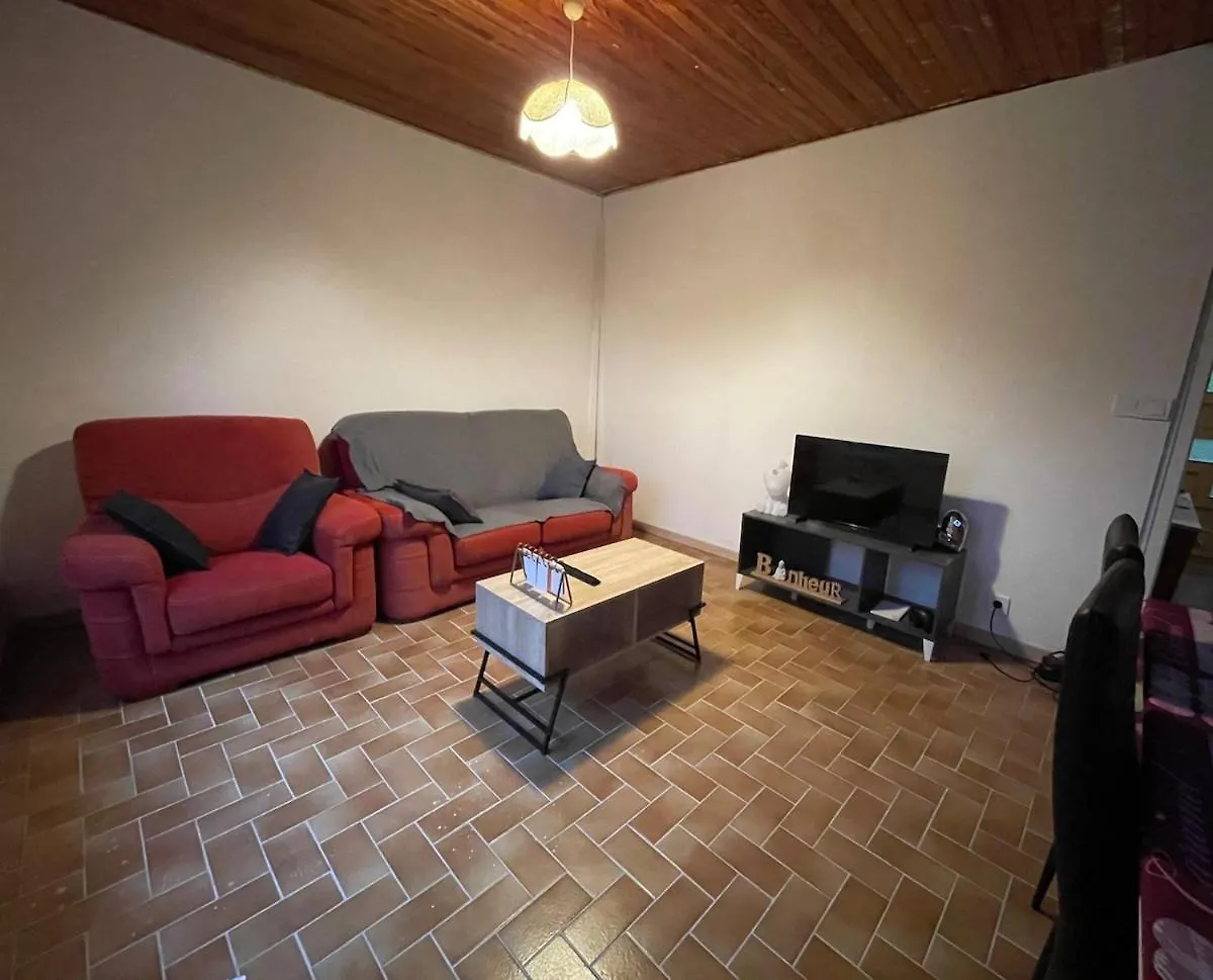Maison Proche Du Lac Priziac Franciaország